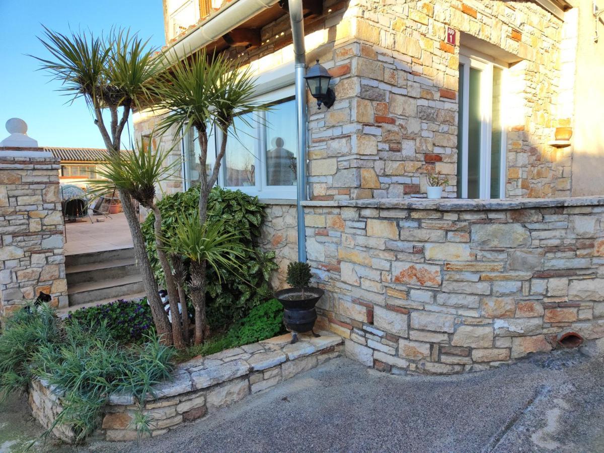 Apartment Istra Near Beach โรวีน ภายนอก รูปภาพ